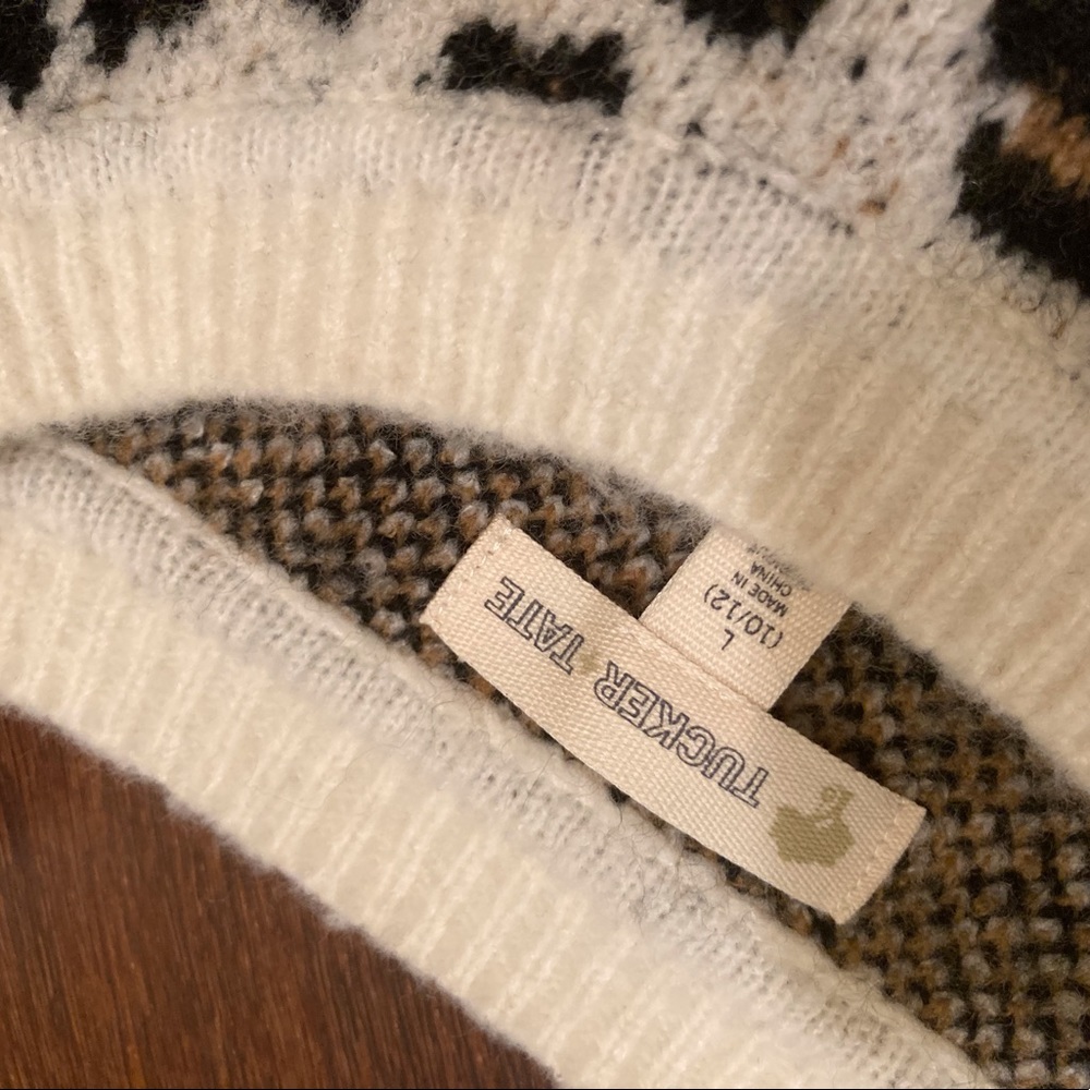 NWOT Girls Tucker + Tate Leopard Print Sweater - size L (10/12) - Picture 3 of 3